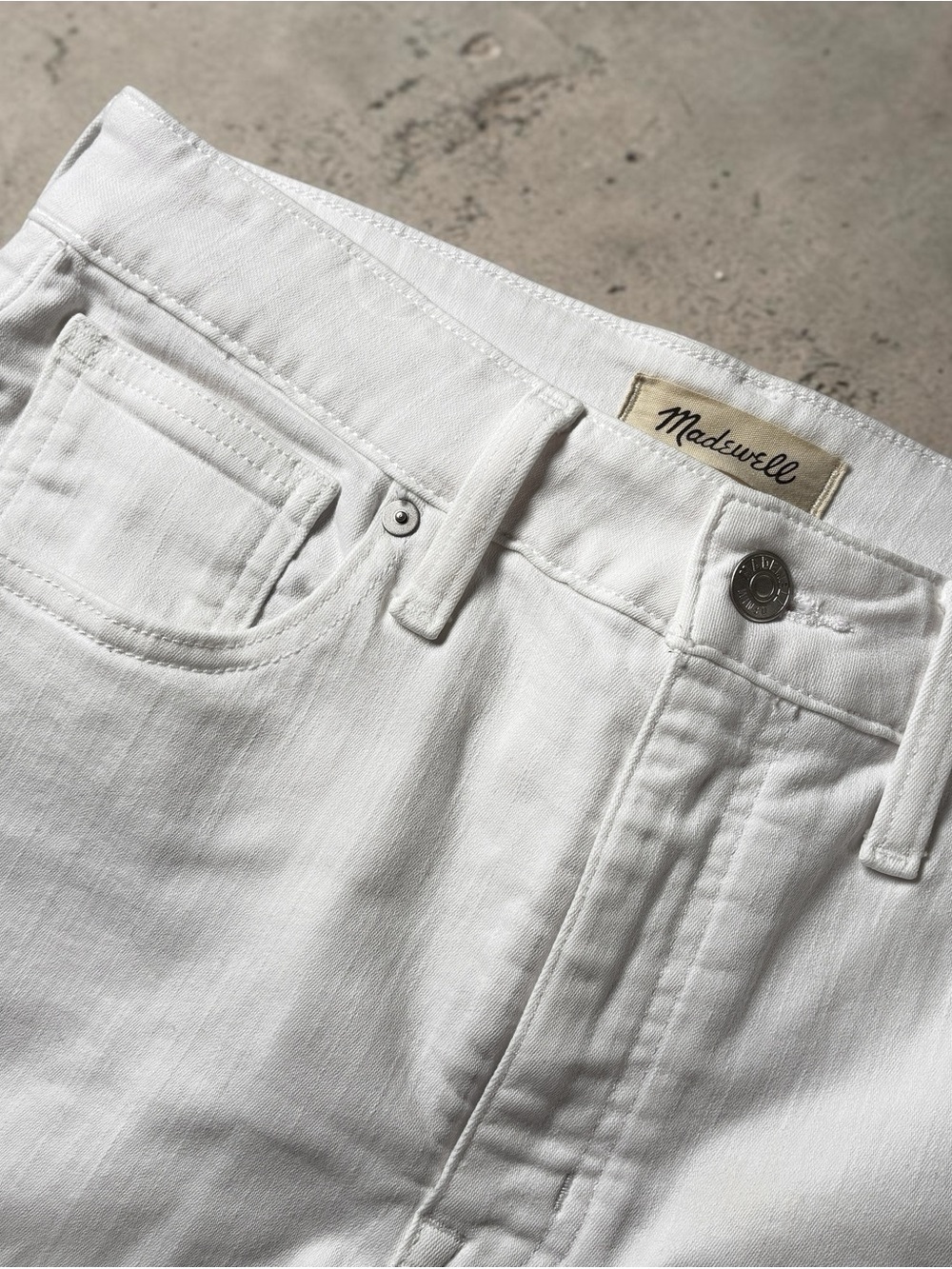 Madewell White Curvy High Rise Skinny Jeans 29 Coastal Clean Girl Minimalist.